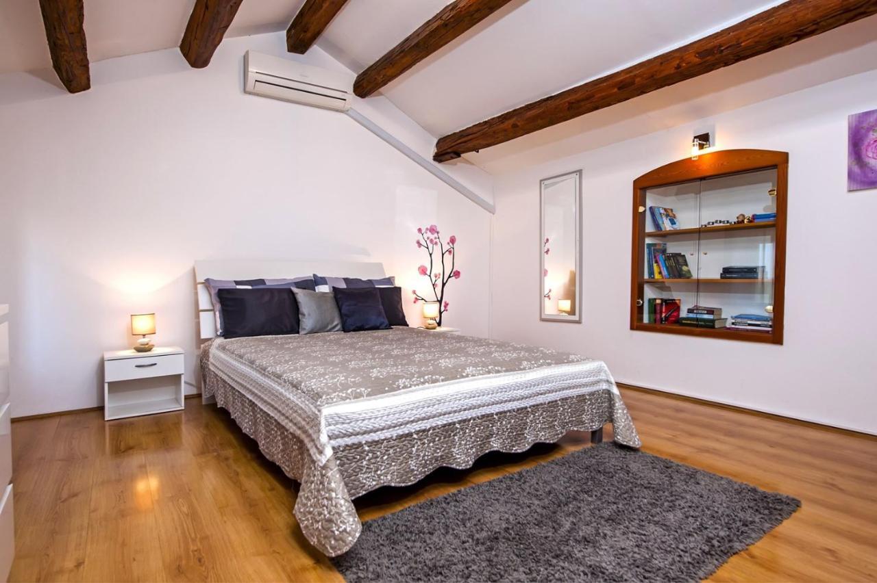 Holiday Apartment Daria 20 로비니 외부 사진
